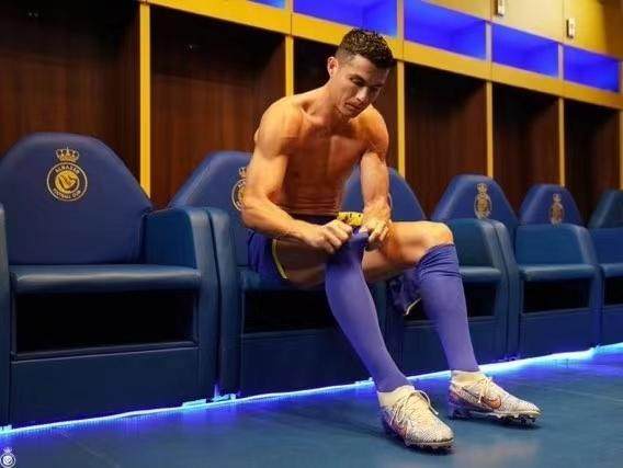 开云体育-【早报】曼城险胜难掩颓势，切尔西憾负未来可期？