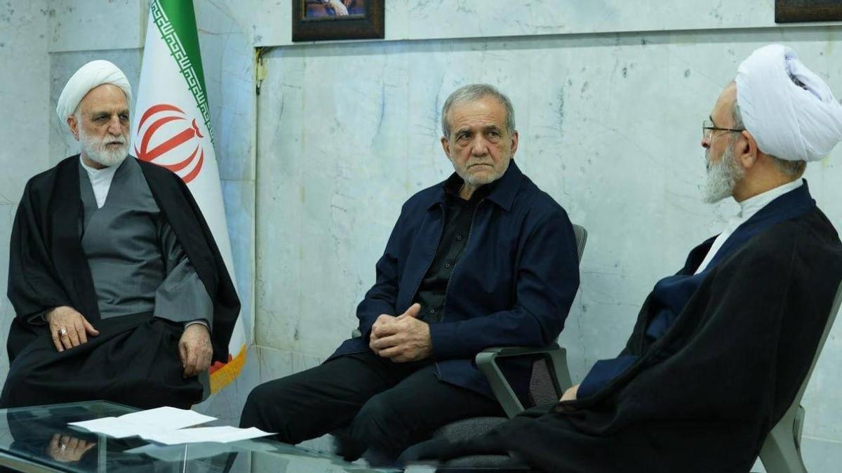 开云APP下载-伊朗全国31个省长一把手,收到了总统下达的“决死命令”